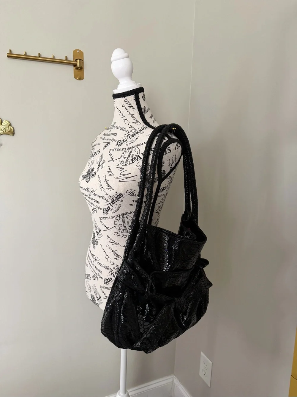 Perlina Black Snakeskin embossed patent leather Bow Shoulder Bag